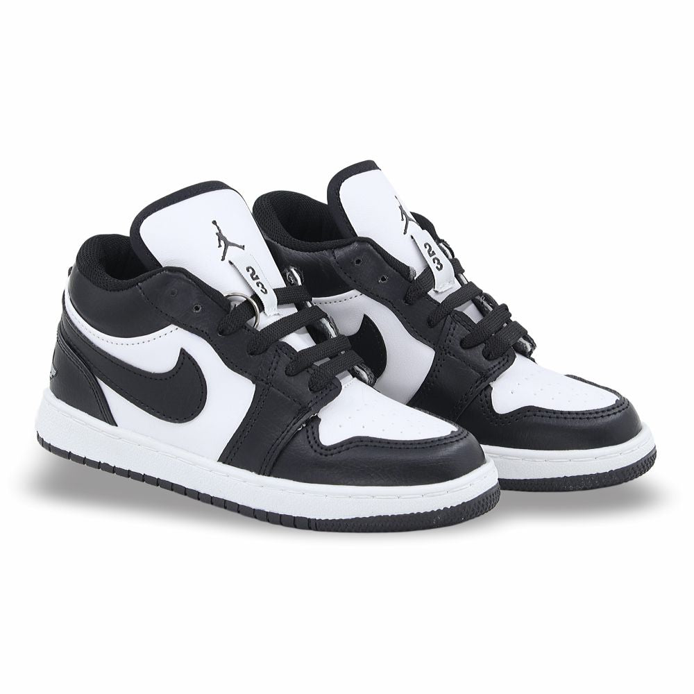 CALZADO URBANO REPLICA AIR JDAN COLOR NEGRO / BLANCO