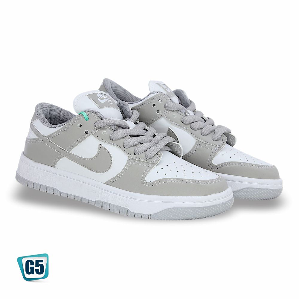 CALZADO URBANO MOD. DUNKG1 COLOR GRIS BLANCO