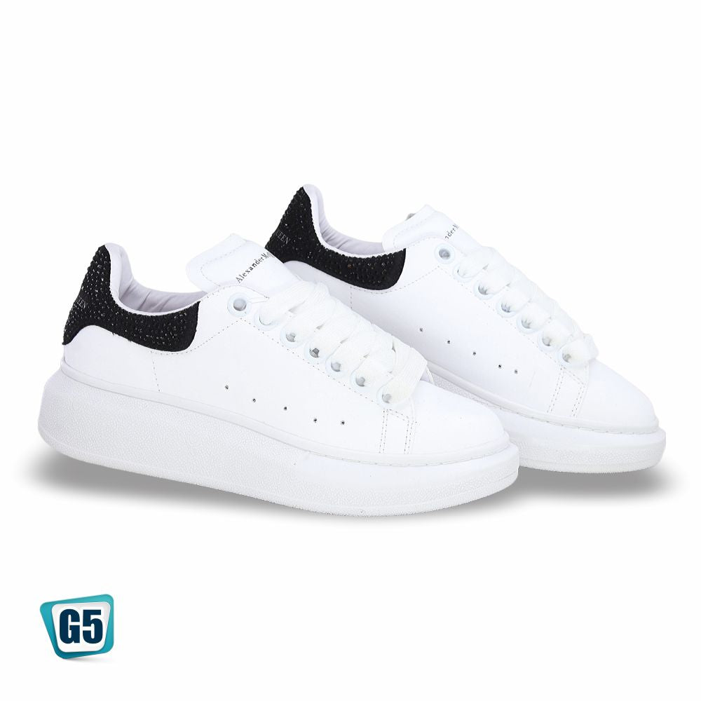 CALZADO URBANO L41, ESTILO MCQUEN, COLOR BLANCO BRILLOS NEGRO, CORRIDA 22 - 26.5
