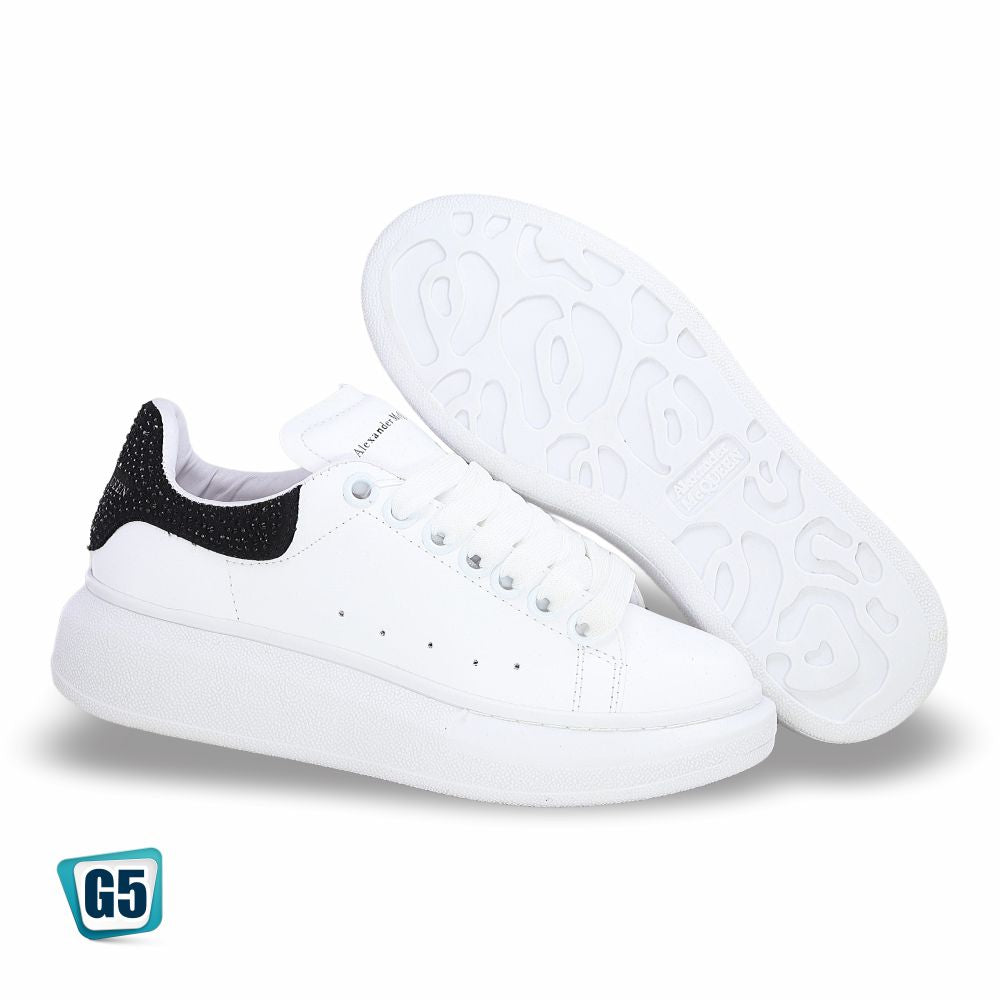 CALZADO URBANO L41, ESTILO MCQUEN, COLOR BLANCO BRILLOS NEGRO, CORRIDA 22 - 26.5