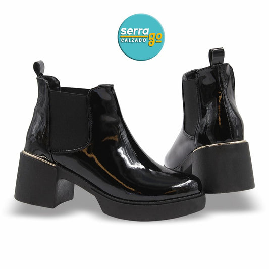 BOTA  DAMA ESTILO 9074 COLOR CHAROL NEGRO