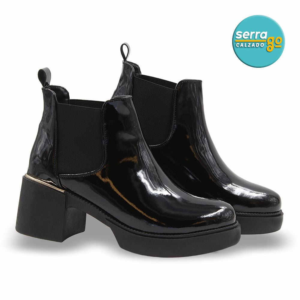 BOTA  DAMA ESTILO 9074 COLOR CHAROL NEGRO