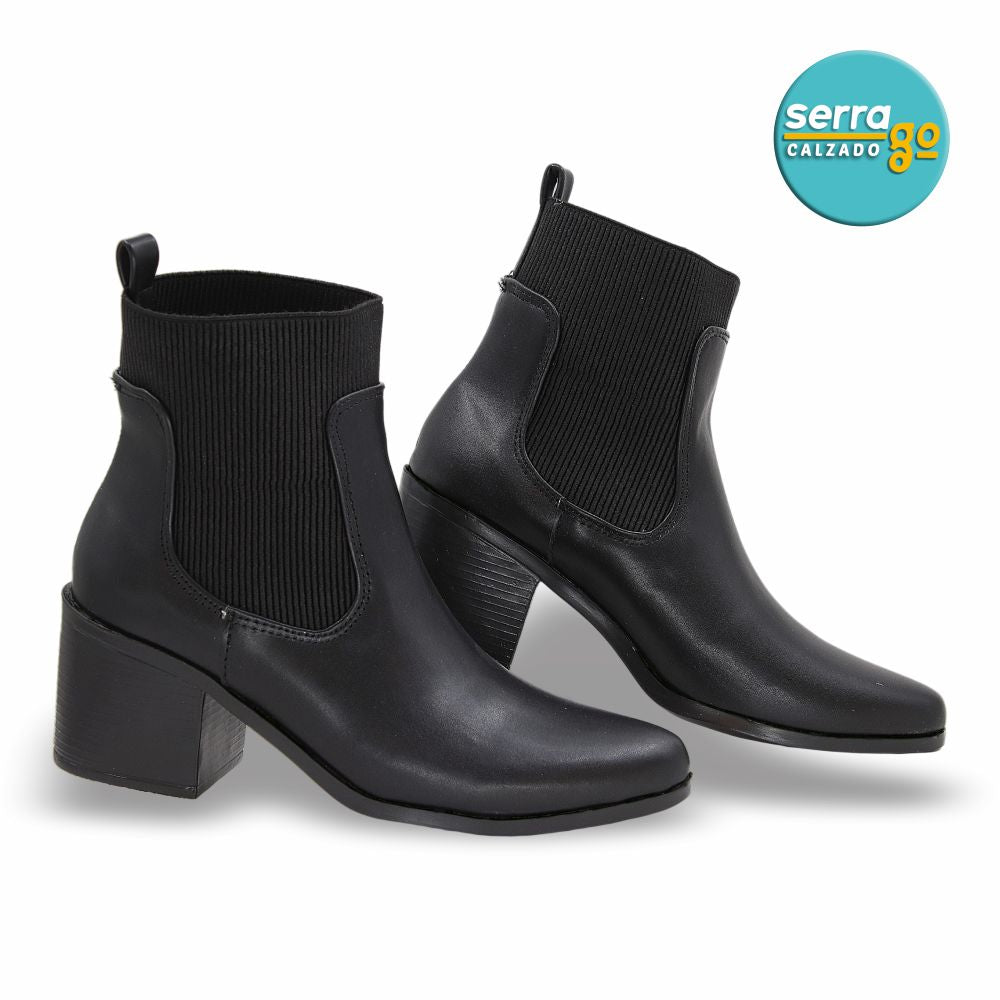 BOTA DAMA ESTILO 3817 COLOR NEGRO