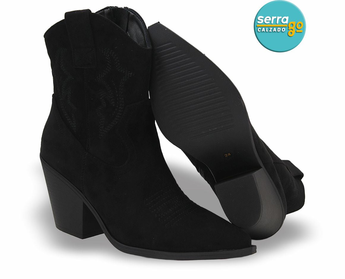 BOTA CAÑA MEDIA DAMA ESTILO 8111 COLOR NEGRO